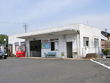 南郷駅