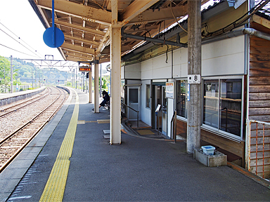 本津幡駅