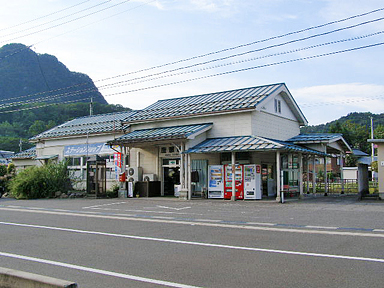 鹿瀬駅