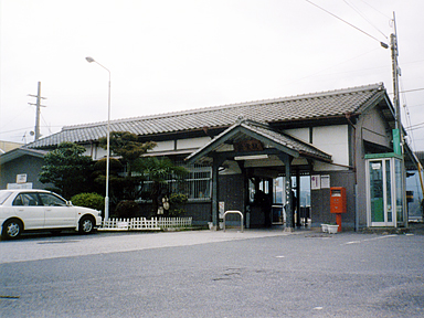 新堂駅