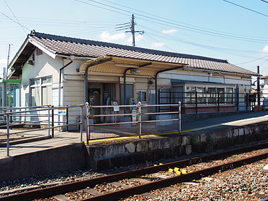 日岡駅