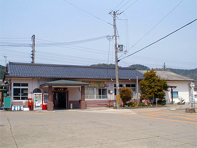 石生駅