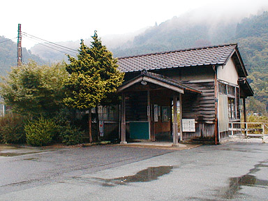 岩山駅