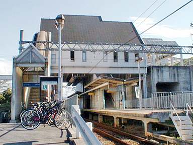 岡場駅